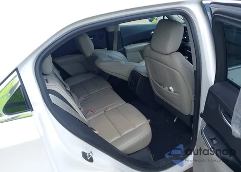 2019 Cadillac Xt4 Premium Luxury z USA, uszkodzony, nr VIN 1GYFZDR48KF131619